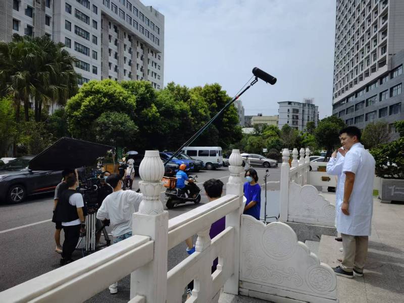 西工区广告片拍摄公司低成本实现高规格制作的诀窍